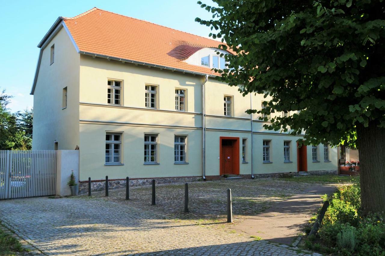Mirabellenhof-Fewo Mit Terrasse Biesenthal Екстериор снимка